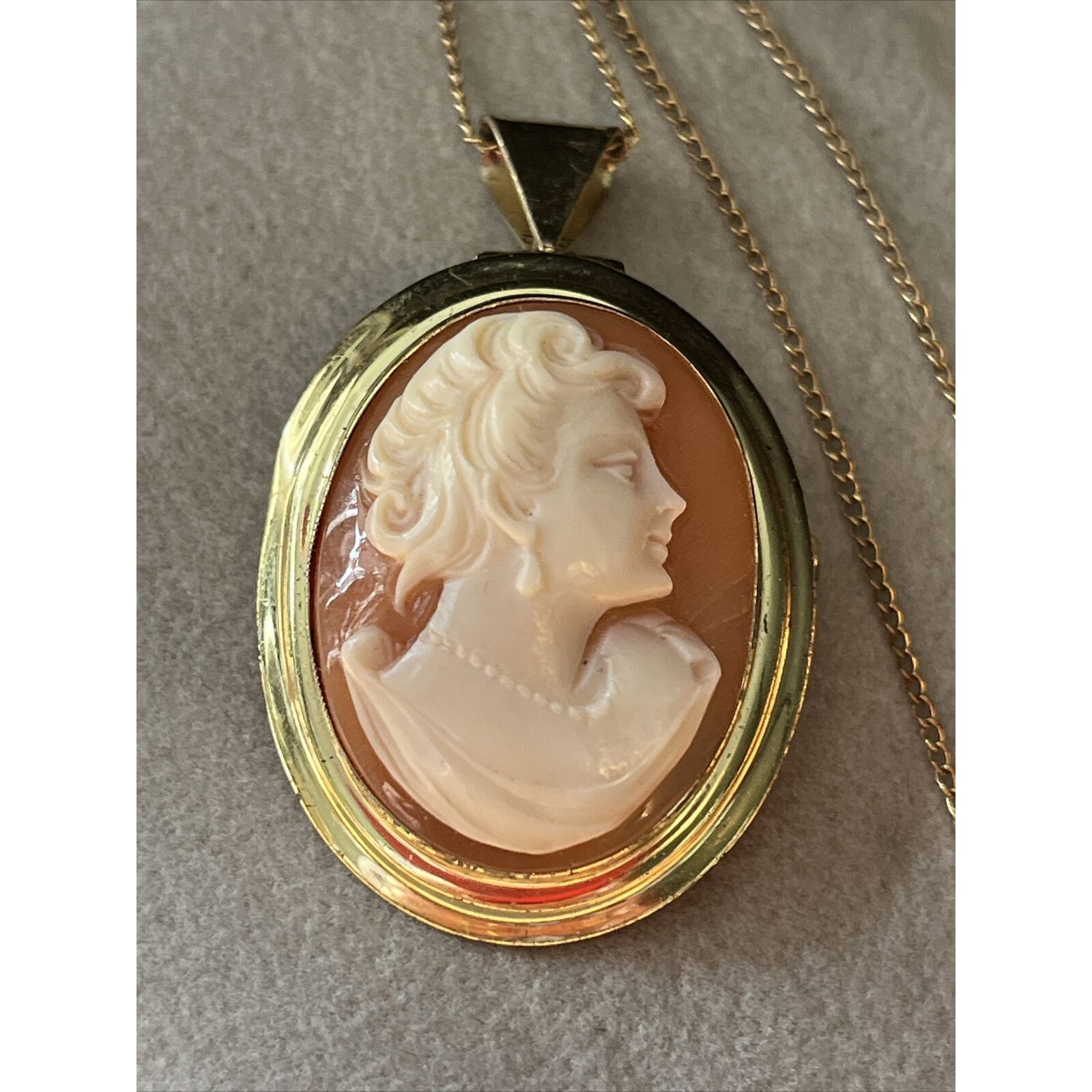 Antique Hand Carved Shell Cameo 800 On 12k Gf 18” Chain Necklace/Pin